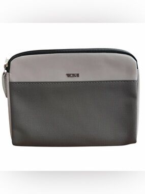 Tumi Delta Dual Grey Travel Amenity Kit - Size 8”x6.5”